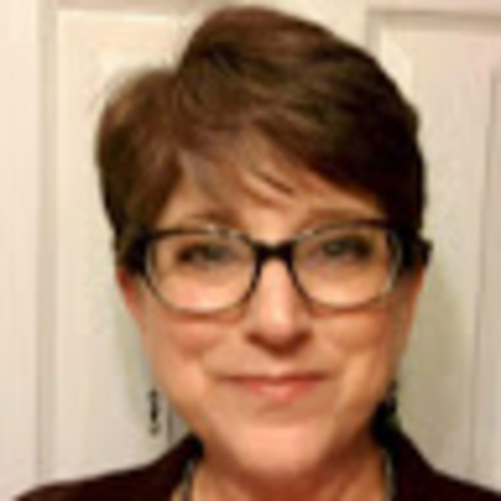 Meet your Posher, Claire